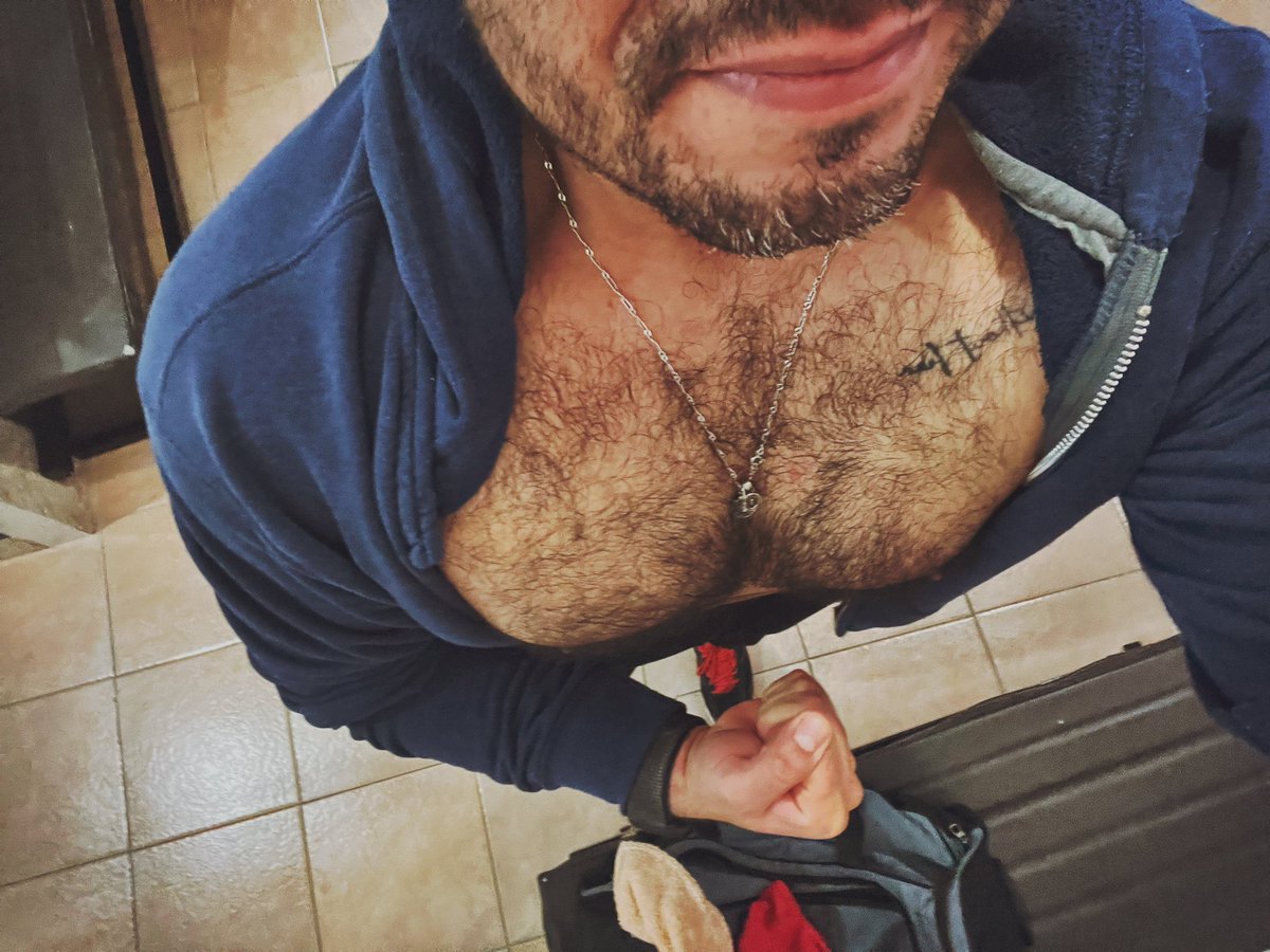 josu_e's tweet photo. Buenas Buenaaaaaas! Cardio listo vamos a dormir! 👋 https://t.co/g09XijgqLV