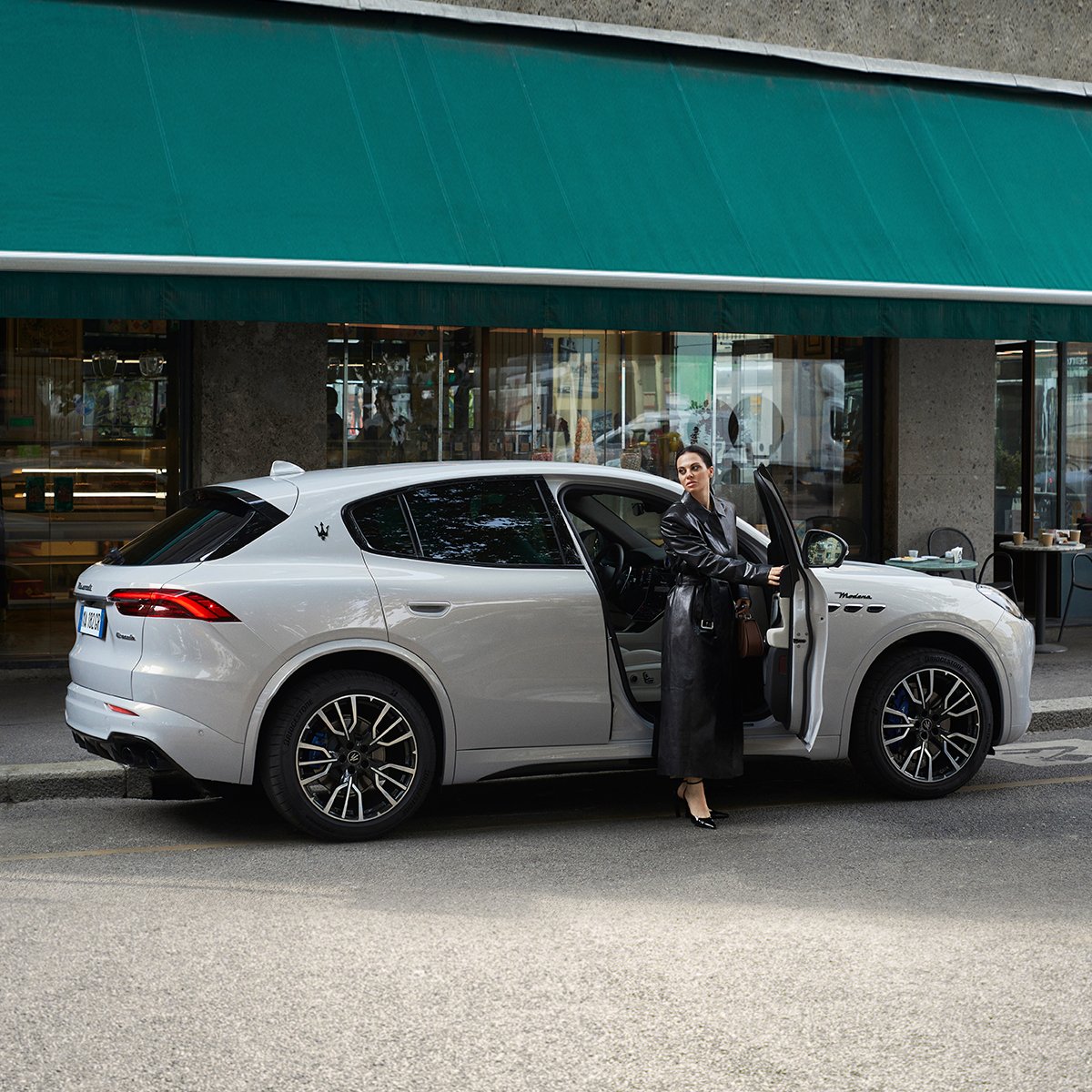 maserati_th's tweet photo. Start living your #EverydayExceptional. Let Your City and the Maserati Grecale inspire you, just like @melaniadallacosta.
#Maserati #MaseratiGrecale
@condenast https://t.co/cwtXciNUWH