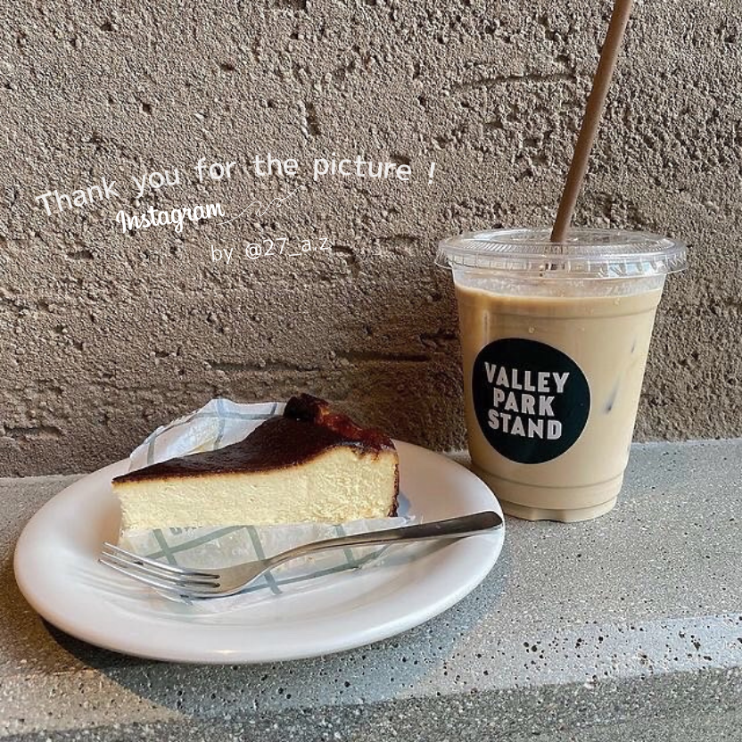 choux2cafe's tweet photo. 🎄Valley Park Stand - in 渋谷

無機質な開放感あるカフェ
ホテル併設のため、朝８時から営業！
PC作業にもおすすめの大規模カフェです👏

#東京カフェ #choux2cafe #coffee 
#コーヒー好きな人と繋がりたい https://t.co/mFsp3b5sed