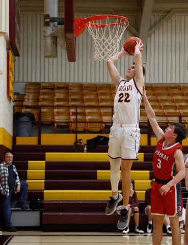 CherepkaiRyanp's tweet photo. @TommyMcDowell23 in the process of throwing down the 2 handed hammer and stroking one of his 5 triples tonight Vs Liberal HS MO. 👀🔥 Keep it rolling! https://t.co/EzOYQkVBAQ