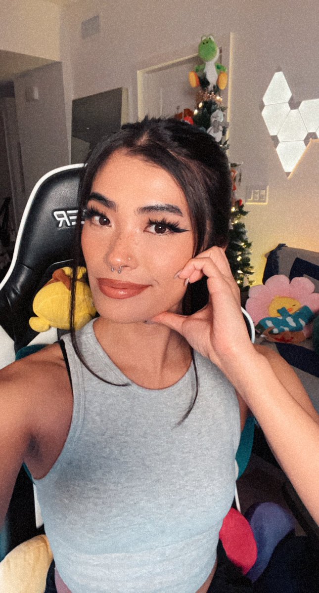 Alexandra 🪬 on Twitter: "RT @kayceeedilla: First stream back from the Streamys 🫡