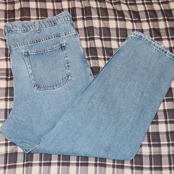 EnmaMartinez12's tweet photo. So good I had to share! Check out all the items I'm loving on @Poshmarkapp from @Mrclifto #poshmark #fashion #style #shopmycloset #quackerfactory #victoriassecret #americandenim: https://t.co/YkXDPlZ8iT https://t.co/qN14Jjcemz