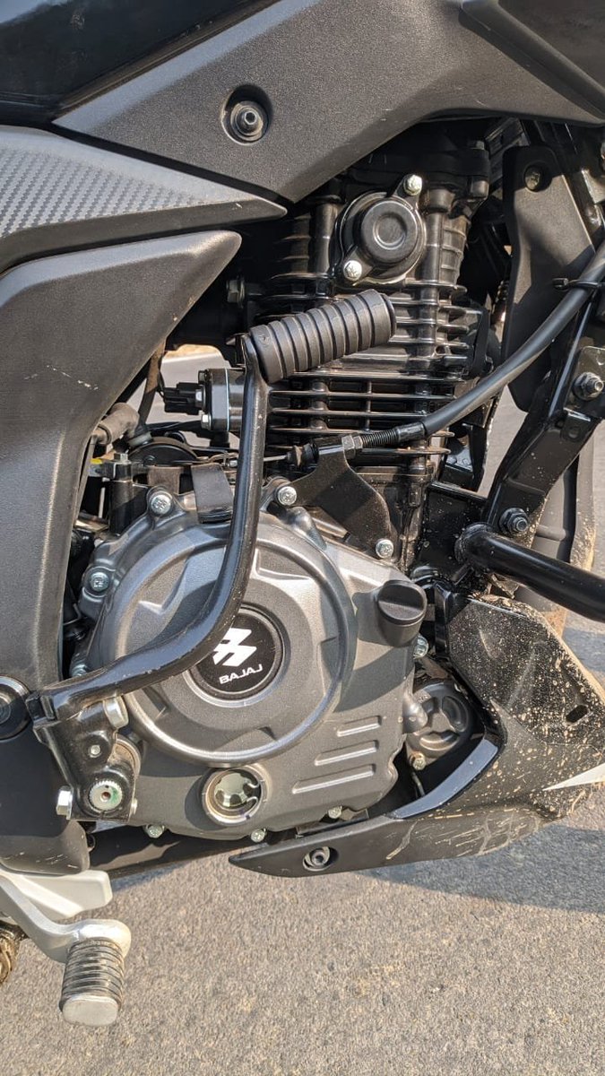 HTAutotweets's tweet photo. We are riding the new #BajajPulsarP150!
It will be available in two variants, single-disc and twin-disc. Stay tuned for detailed review coming soon! @bajaj_auto_ltd
#Pulsar #P150 #PulsarP150 #Reimagined #Reengineered @my_pulsar https://t.co/QsBDKMnugR