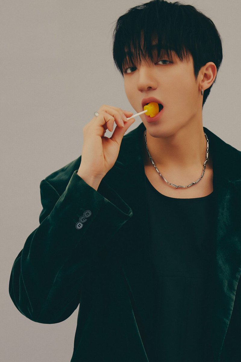 in_mysun's tweet image. 유어바이브 바타 로고 제거

#yourvibes #vata
