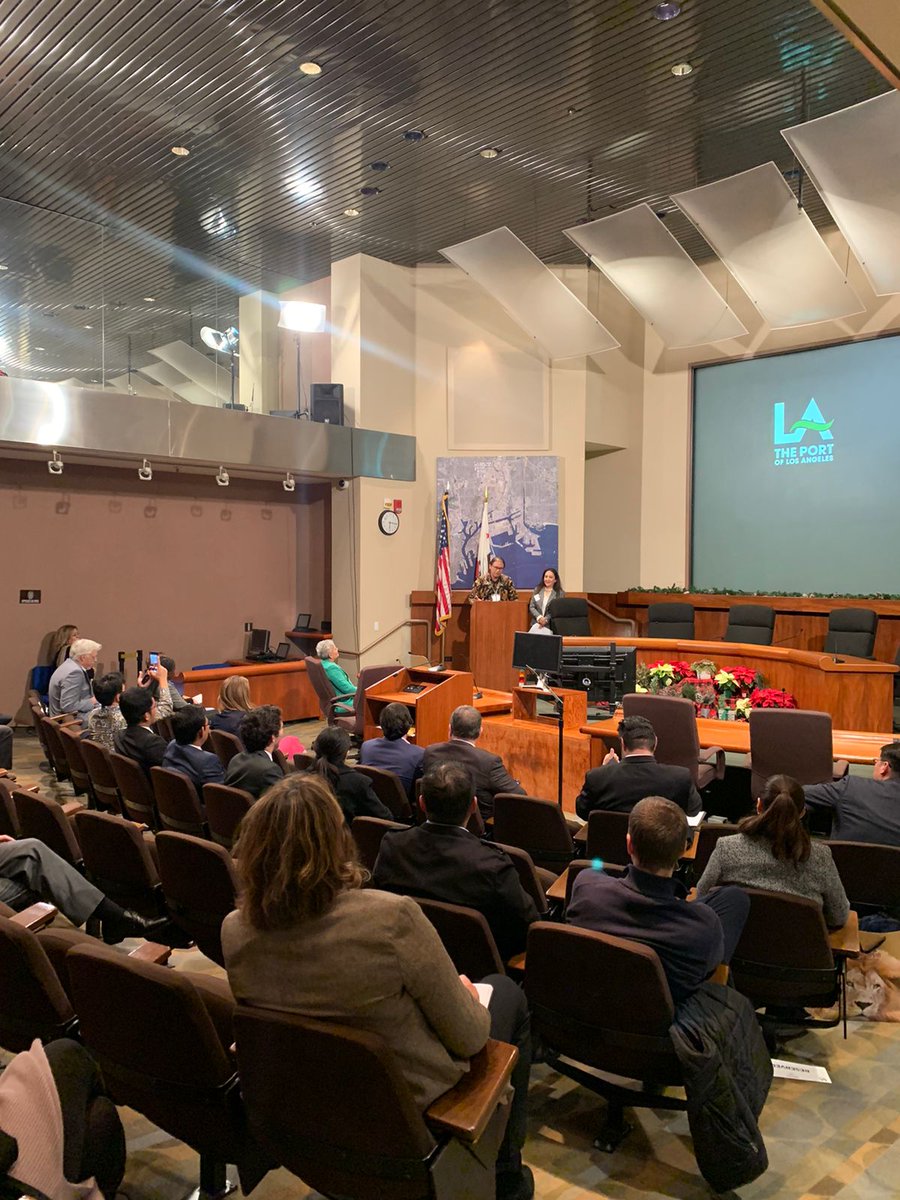 usmcocca's tweet photo. 12th Annual International Trade Community in Los Angeles
#trade #usmcocca #community #INTERNATIONAL #networking #wavingflag https://t.co/iNWHKwbx3Q