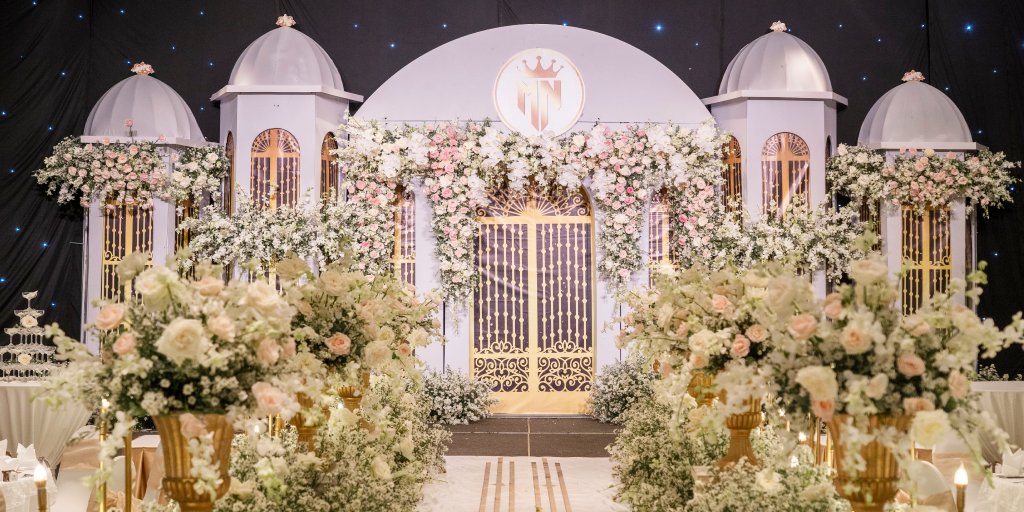 LOTTE HOTEL SAIGON (@lotte_saigon) on Twitter photo #LOTTEHOTELSAIGON #PremiumWedding
LET YOUR FAIRYTALE BEGINS
A Special Day to make a Special Edition for your fairytale wedding and exchange the vow with your beloved one at LOTTE HOTEL SAIGON.
▪ Hotline: +84-28-3823-3333 Ext. 209
▪ Email: events.saigon@lotte.net #LOTTEHOTELSAIGON #PremiumWedding
LET YOUR FAIRYTALE BEGINS
A Special Day to make a Special Edition for your fairytale wedding and exchange the vow with your beloved one at LOTTE HOTEL SAIGON.
▪ Hotline: +84-28-3823-3333 Ext. 209
▪ Email: events.saigon@lotte.net