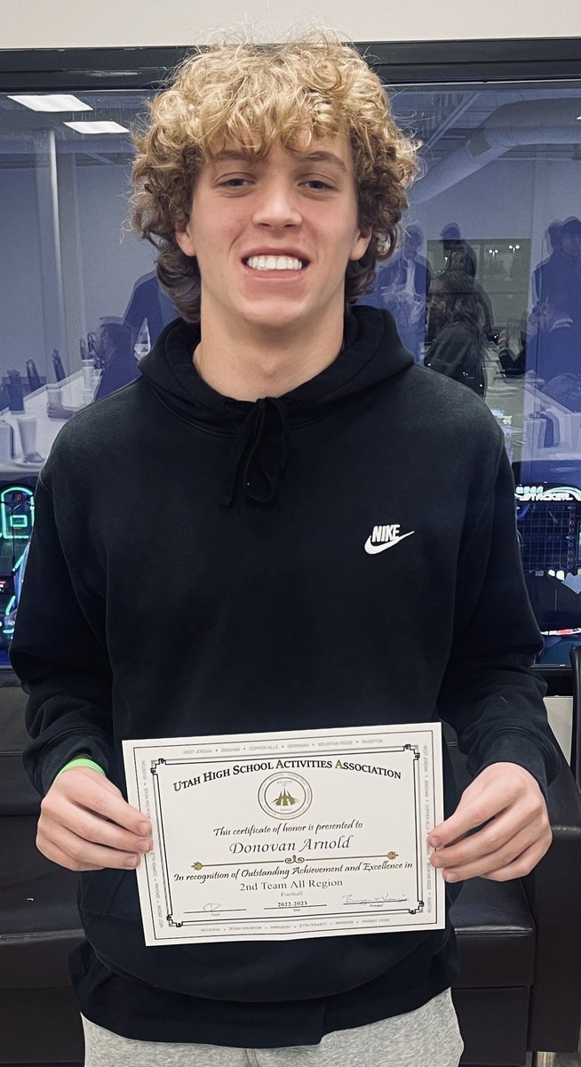 Honored to have been named 2nd Team All-Region for 6A Region 3!Much love and appreciation to my parents, teammates, and coaches, who pushed me each week to get better. Lots of work still to do. Can’t wait for next season! #GoGrizzlies