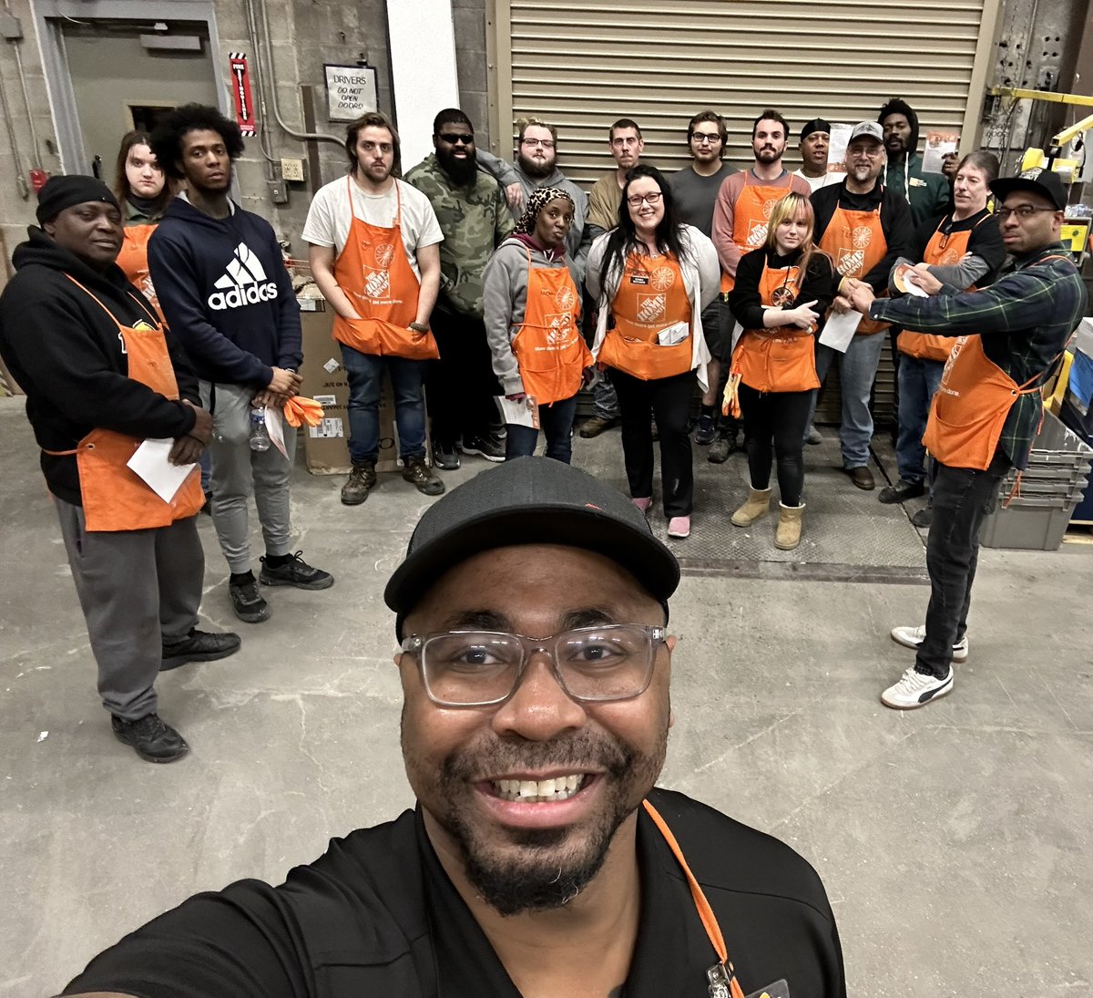 JBlytherTHD's tweet photo. Thank you freight team for all you do for #2501 You are the engine to the train that is consistently moving throughout the store. #FreightAppreciationWeek Gave out homers and celebrated tonight with out wonderful team, thank you for all you do. @Katrina_Zeger @BrianConwayTHD https://t.co/p7GQ60ZBMG