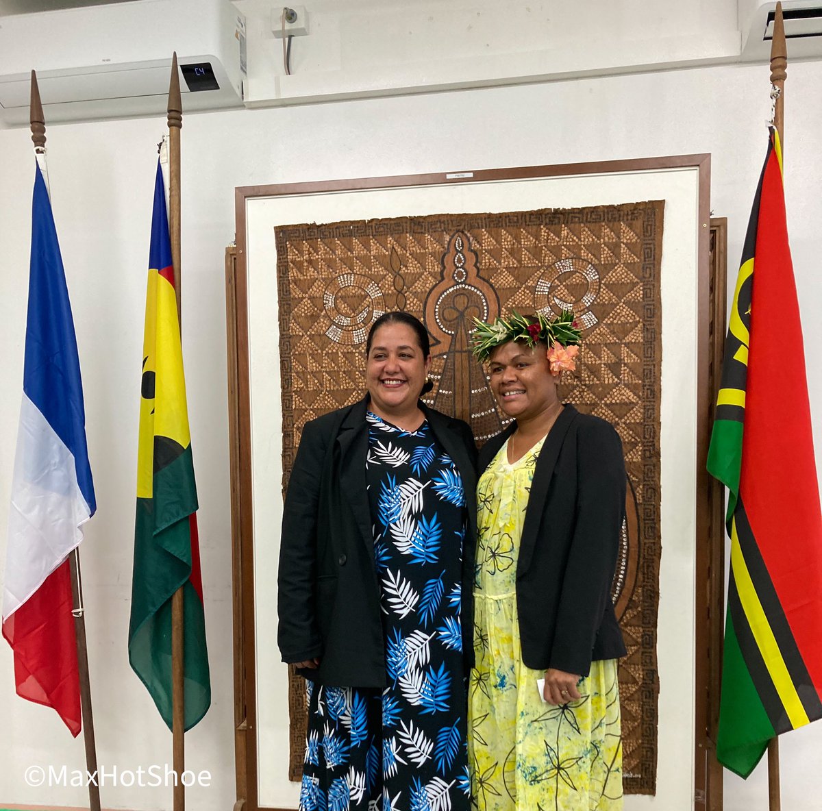 MaxBanga's tweet photo. The First Deputy and the Third Deputy Speakers of Parliament of 🇻🇺 were honored to receive the President of Congress of 🇳🇨🇫🇷 within the Twinning Agreement between the two institutions. More discussion were proposed in the near future.
#vanuatu #newcal #Parliament https://t.co/YYLyzbV8St