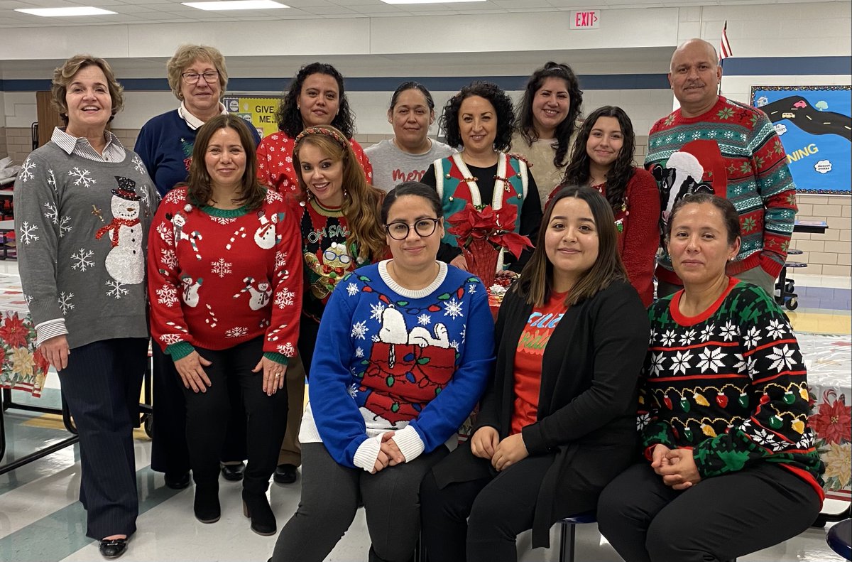 #d83shines BPAC holiday dinner brings friends &amp; family together for a get together filled with wonderful conversations &amp; delicious foods. Thank you BPAC for all you do for our community. Blanca Elizalde, Idolina Tapia &amp; Norma Diaz made everything look festive! <a href="/BlancaEd83/">Blanca Elizalde</a>