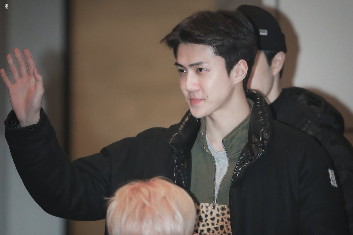 sehunpicture's tweet photo. #세훈 #SEHUN https://t.co/o2tsjsgm3b