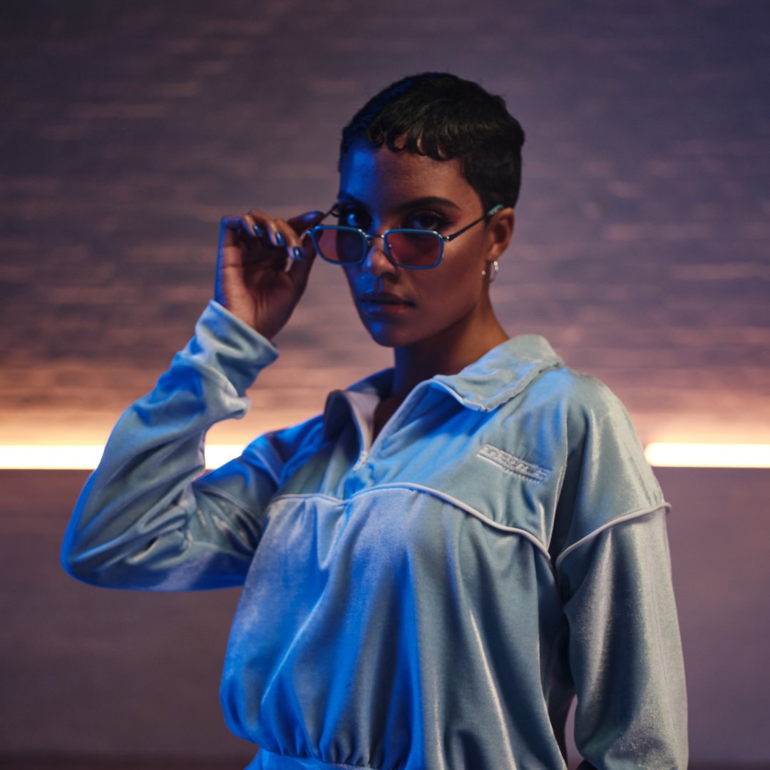 With Bettr as the platform, we’re giving the youth the power to unlock their worth and be heard. ✊

Together, we’re taking control and showing the world that We Deserve Bettr. 🤑

Join #ANewCultureOfMoney today! 📲

#Youth #Creator #CreatorEconomy #FutureOfWork #Banking #Culture