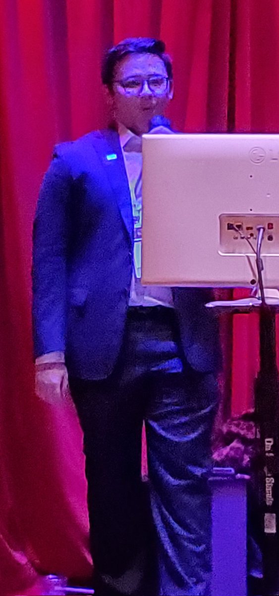 Not just a pretty face, <a href="/MarketCounsel/">MarketCounsel</a> rookie #IzakKron rocks the #KaraokeLounge crowd with a fun and funky rendition of the #HouseOfThRisingSun to benefit the <a href="/MarketCounsel/">MarketCounsel</a> Foundation! Who knew the kid was a musical superstar, too?!? 🔥🔥🔥

#MSUM22 
#IzakRocks!