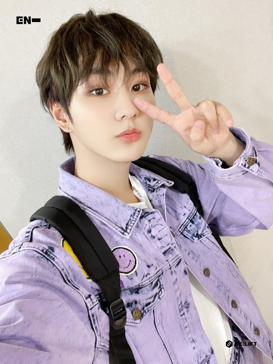 enhypenweverse's tweet photo. [PHOTO] 221207

Pick your Today's ENHYPEN : November collection

(1/7)

@ENHYPEN_members @ENHYPEN #ENHYPEN #엔하이픈 #JUNGWON #정원 https://t.co/AAXPDy1gIy