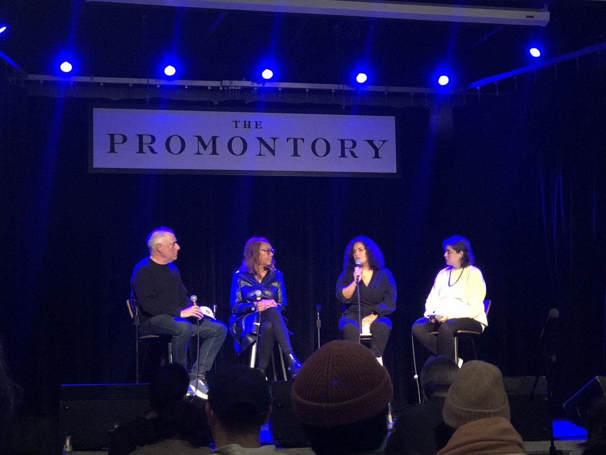 dlem23's tweet image. Great #FirstTuesdays conversation tonight. Learned that politics is a game where 50 aldermen campaign and debate  all year and in the end the Mayor wins!