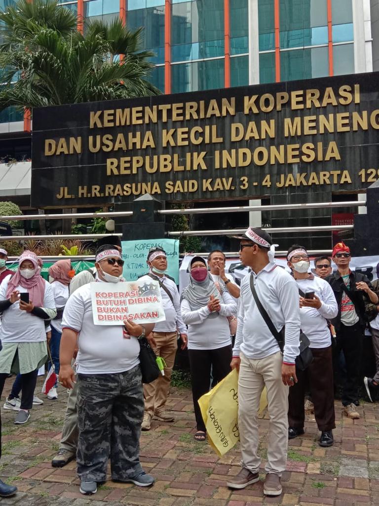 Farida_imut83's tweet photo. https://t.co/WYHGMysCDM