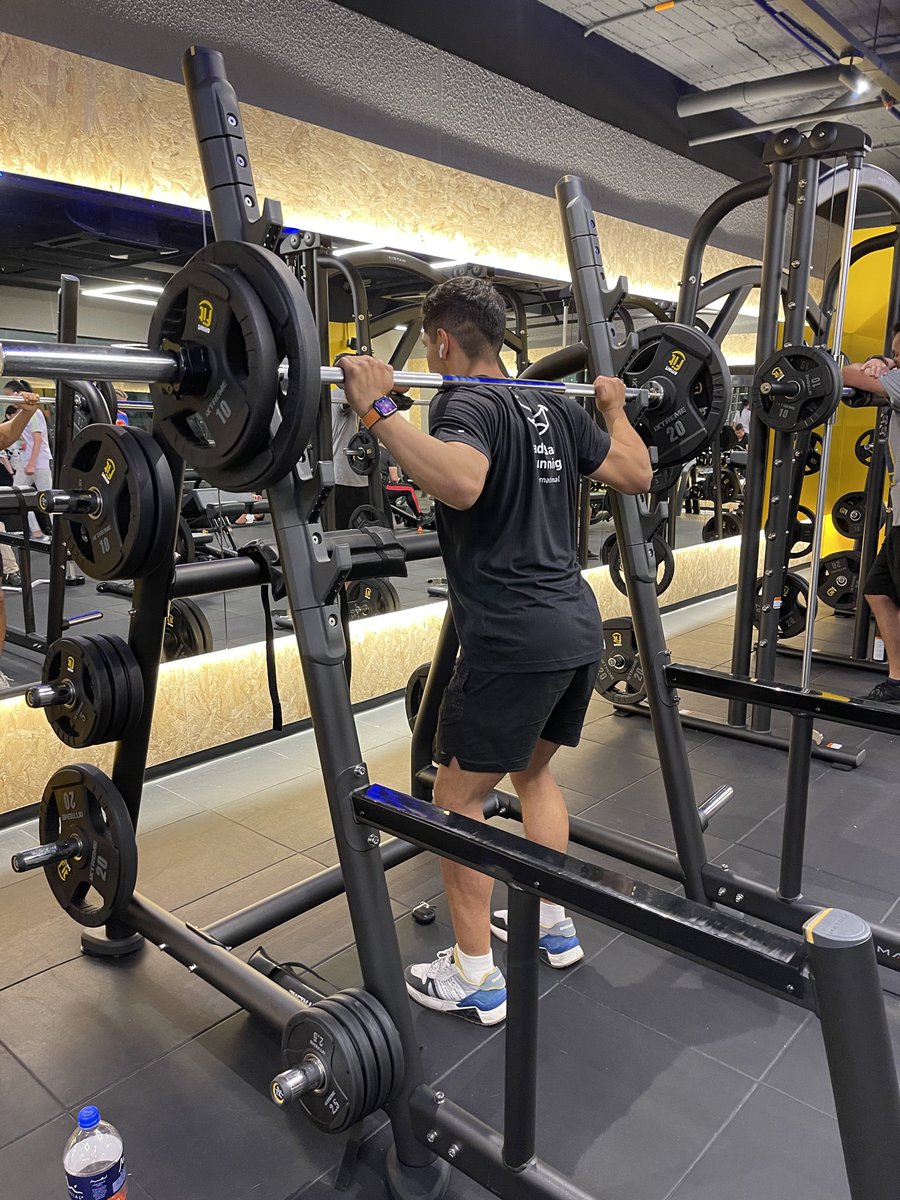 johns_fitt's tweet photo. ❌ Sentadilla Libre 🦵🏽🔥
                           IG: johns_fitt

#legday #legdayworkout #workout  #gym #fit #fitness #ejercicio #focus https://t.co/yW5yurefeD