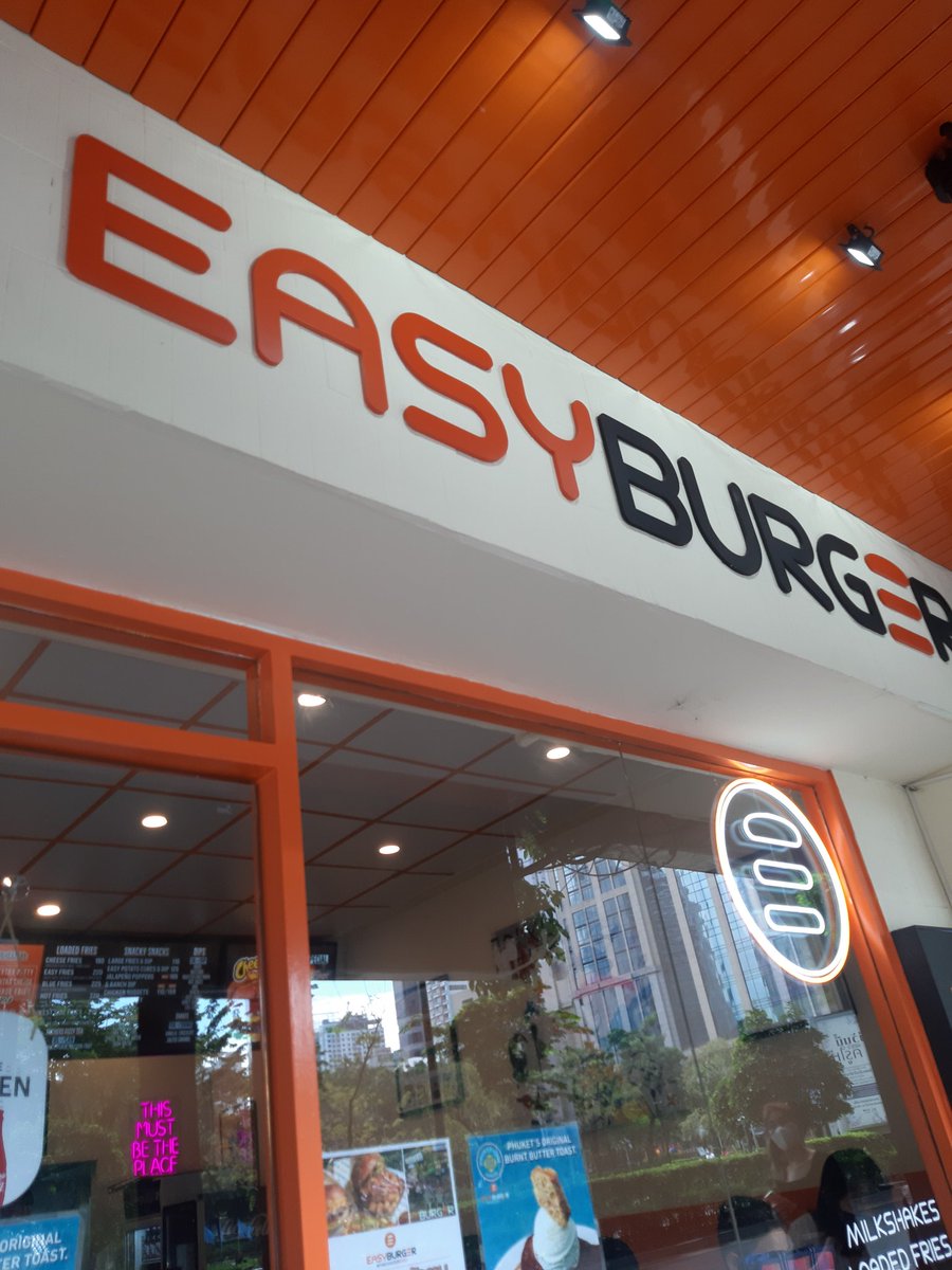 โทสต์ร้านดังจากภูเก็ตมาเปิด pop-up ที่ร้าน Easy Burger แถว BTS พร้อมพงษ์ถึงพรุ่งนี้ 🥺