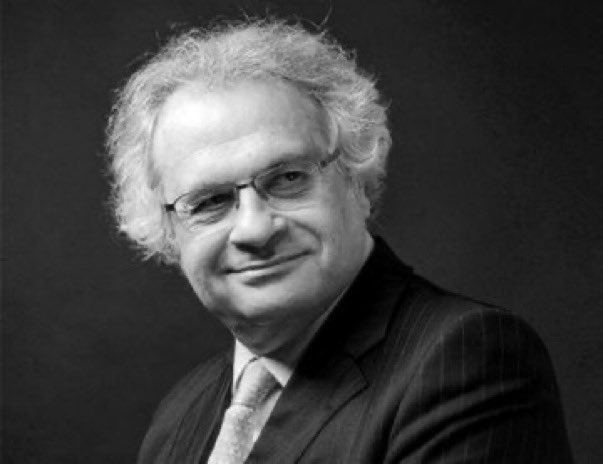 Halpern_G's tweet photo. « La poésie a beaucoup perdu de son aura dans la plupart des sociétés humaines. Mon père me racontait que lorsqu’un auteur composait un beau poème, les quotidiens de Beyrouth le publiaient en première page pour que tout le monde le lise et le commente », Amin Maalouf https://t.co/NG9wOC20dC