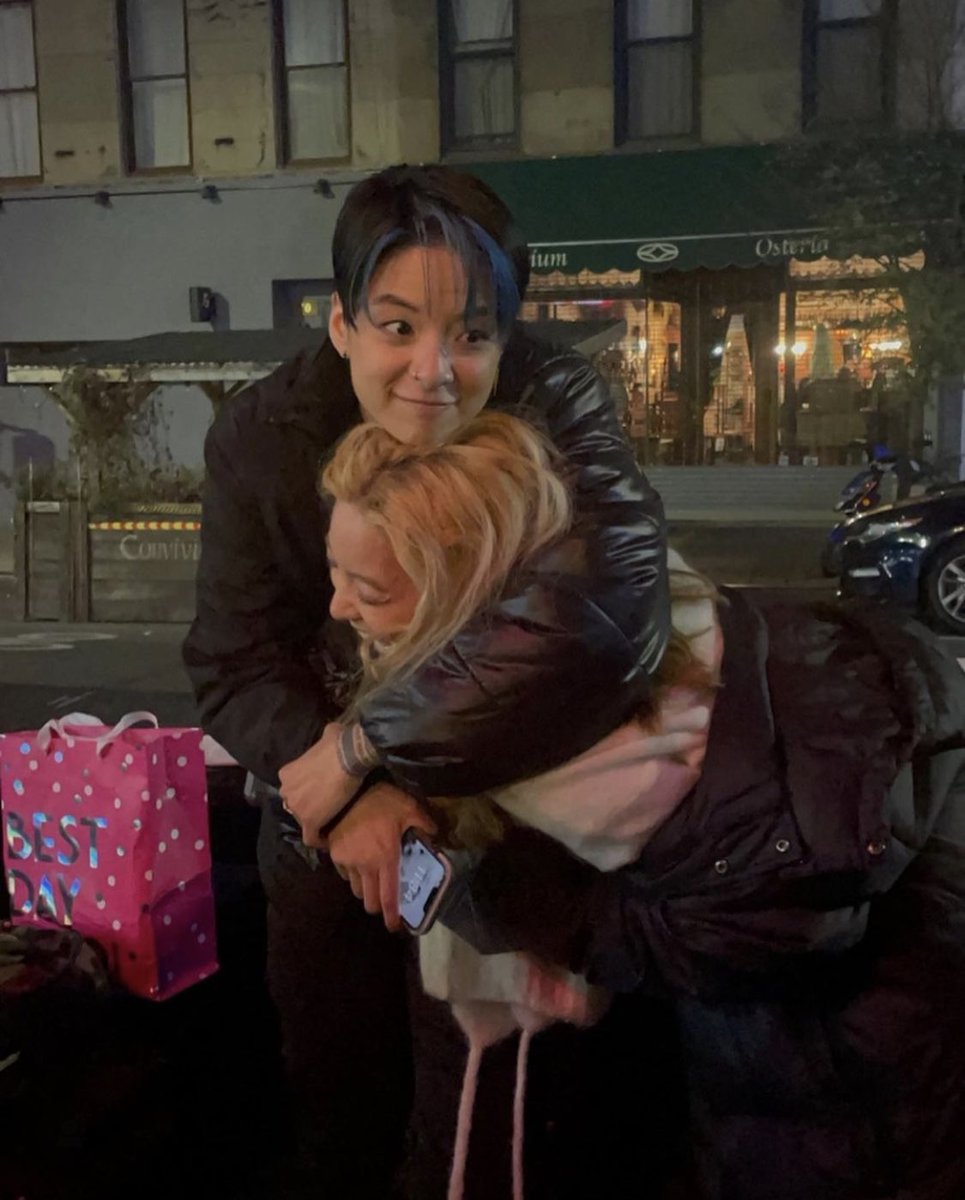 0905net's tweet photo. 이게 몇년만에 보는 투샷인지ㅠㅠㅠㅠ 나 울어요ㅠㅠㅠ https://t.co/qMNyIcllBN