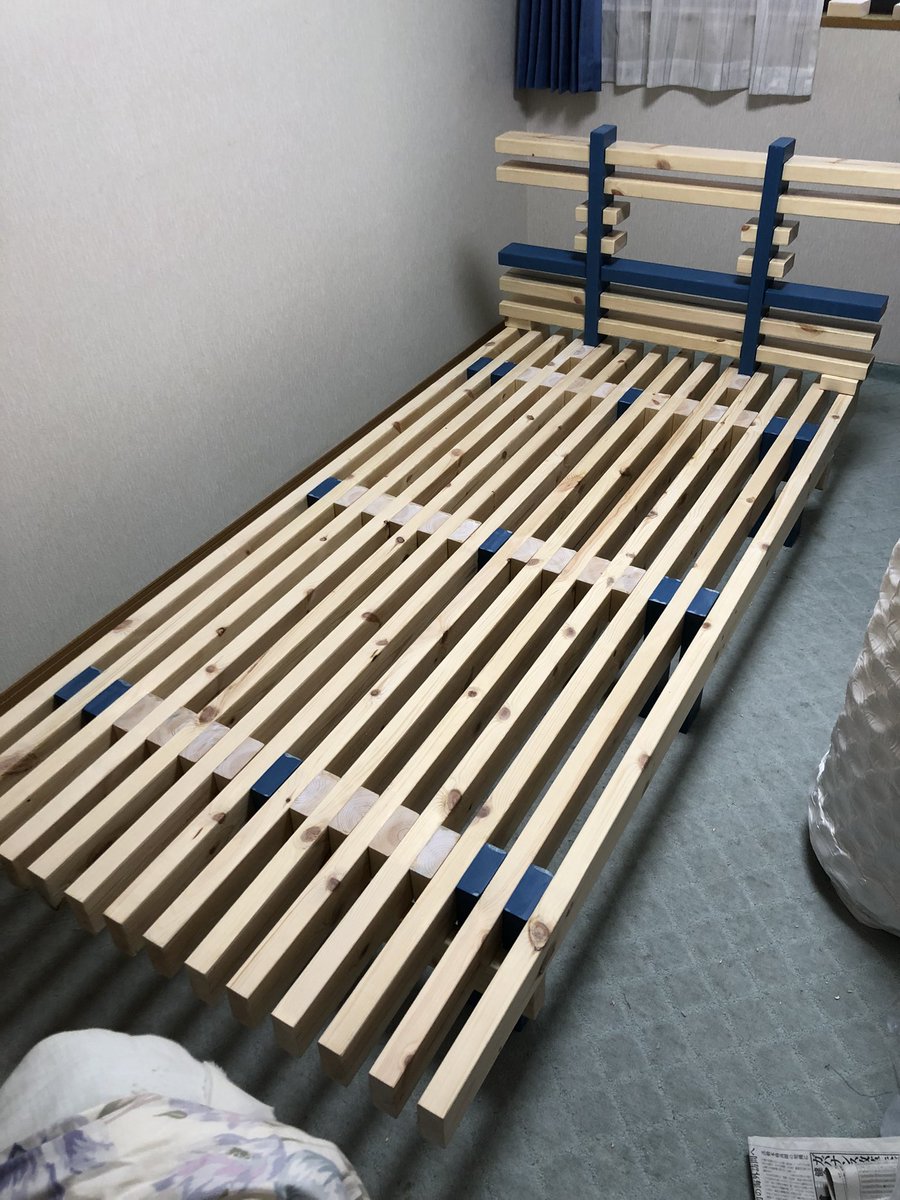 jiji78jp's tweet photo. DIY Part2
長男のベッド！
こだわりの2×4作り。 https://t.co/Zqg6ODEZ1c