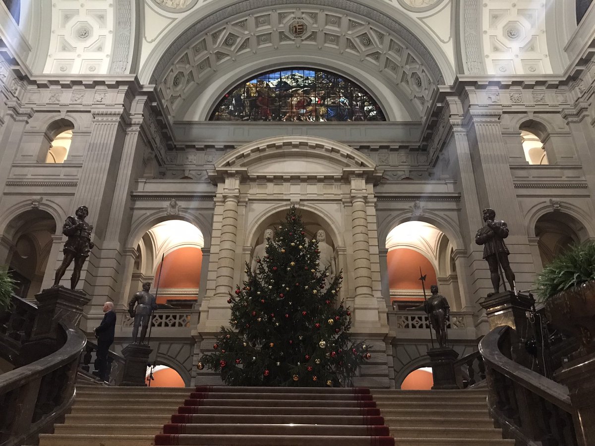 Bonjour aus Bern, bald gehts los! #brw22 <a href="/srfnews/">SRF News</a>