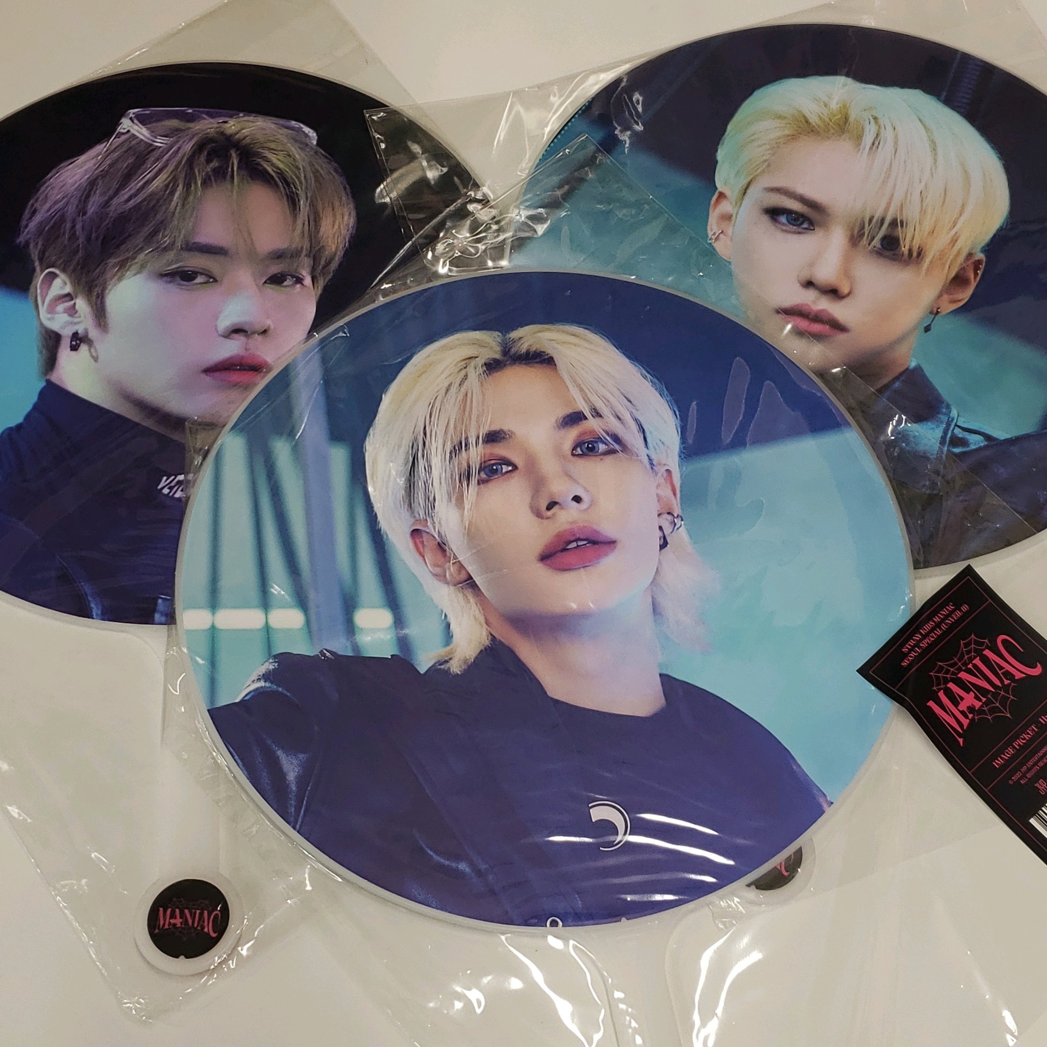 Stray kids HAN ハン うちわセット 売れ筋大阪 Stray kids HAN ハン うちわセット アイドル