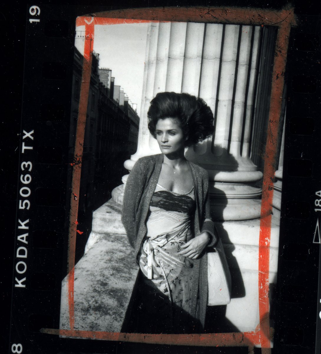 TheKitchen_CG's tweet photo. From the archive, Stephen Dupont Paris Fashion Week '97.⁠⁠

Commissioned in 1997 by Le Monde newspaper in Paris to document the collections, Stephen was given unlimited access to cover the shows in his own style of reportage. View Stephen’s portfolio: https://t.co/hF2kJucYKh https://t.co/wbvlUg4MvN