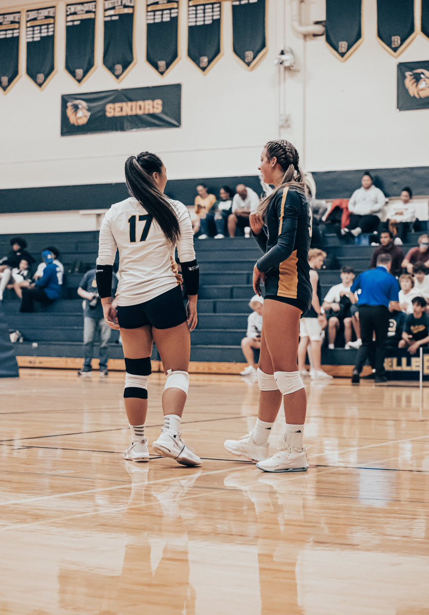 Honored to have received 3A all state player of the year as well as first team all state for the 2022-23 season. Shoutout to my teammate Maile Lani Sugamura for receiving honorable mention all state! Couldn’t have done it without you and the rest of the team!