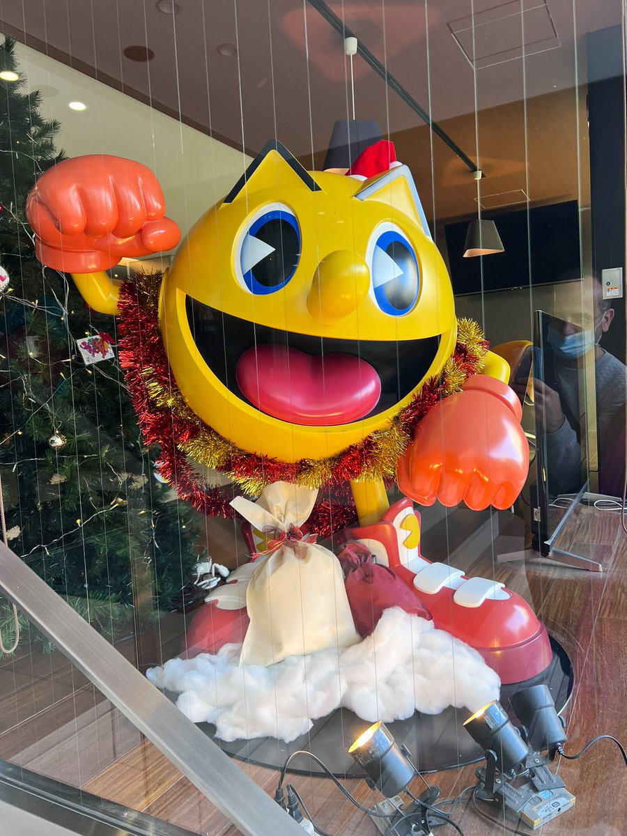 La mission #BEmissionJPN c’est aussi passer sans transition d’une rencontre avec des représentants de la Tokyo Women’s Medical University (School of Nursing) à la visite d’un Studio de jeux vidéos <a href="/bnam_jp/">バンダイナムコ アミューズメントユニット公式アカウント</a> Merci à <a href="/WBCampus/">Study in Belgium</a> @ARESfwb_be pour la parfaite organisation 🙏🏻 <a href="/WBI_tweet/">WBI</a>