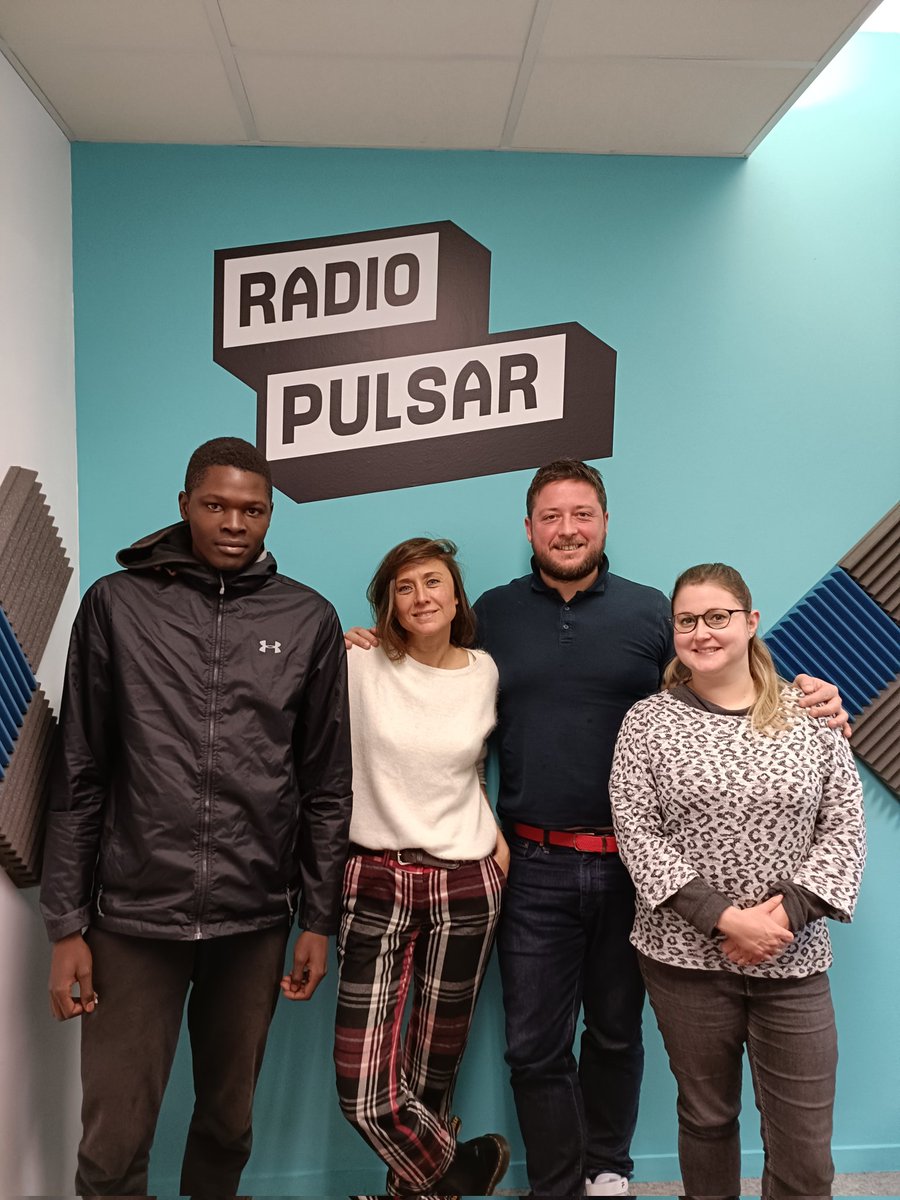 annejordan_'s tweet photo. Mécénat de #territoire sur radio locale... 🎧
Excellent moment partagé avec @GrenouillesProd @GildasNivet fidèle mécène de l'@OrchestCElysees 🙏
Merci @radio_pulsar 🤲🏼

#mecénat #entreprise #clubdentreprises #clubcontrechamps #don #culture #orchestre @NvelleAquitaine @poitiersfr https://t.co/cXmHqXwizB