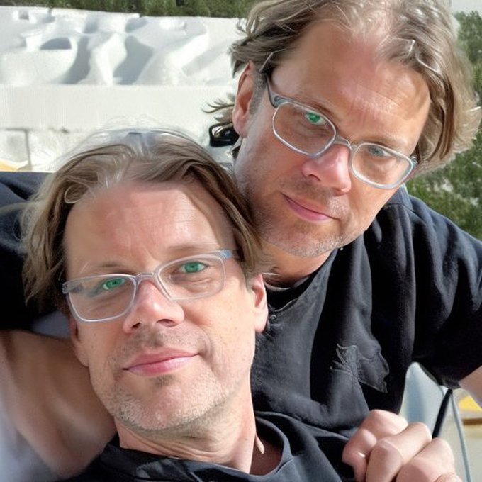 Well that Lensa AI profile pic generator app is horrifying. https://t.co/t8byO5XgmV<a href="/tag/twitterblue"class="tags"><span>#twitterblue</span></a>