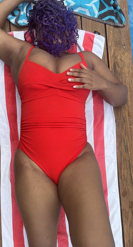 nude_chocolate's tweet photo. Wyd if you catch me at the beach like this baby? 😉😘

#onlyfansbabe #onlyfans #teen #leak #ebony #slut #thot #ass #tits #beachgirl #pussy #nsfwtwt #nsfwaccount 
NO PPV ACCOUNT : https://t.co/6tUikGmyDg
FREE ACCOUNT : https://t.co/6tUikGmyDg https://t.co/4SCz6uAimy