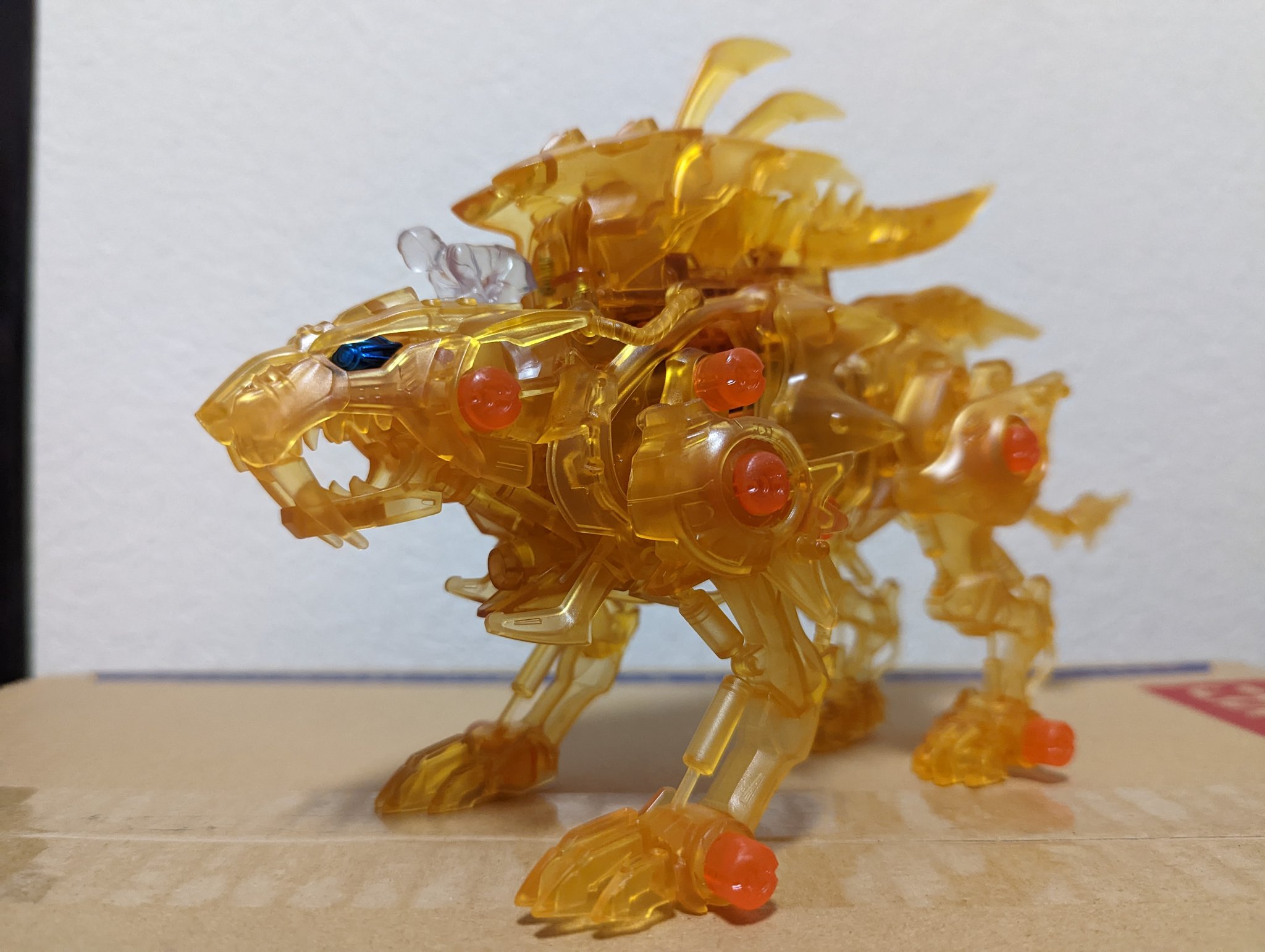 安心の関税送料込み ゾイド『ファングタイガー アンバー』 | www.ccfl.ie