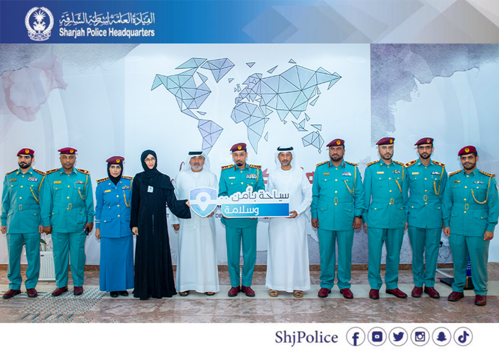 ShjPolice's tweet photo. شرطة المنطقة الشرقية تطلق حملة “ سياحة بأمن .. وسلامة " 

https://t.co/5lOAAaKy7d https://t.co/rqYojYmpN9