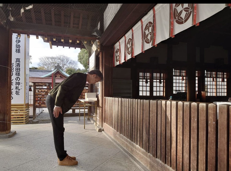 MassaNakano's tweet photo. NHKウェブサイト大河ドラマの特集コラム「後鳥羽上皇が最も信頼した京武者・藤原秀康役の星智也さんが行く～木曽川の戦いゆかりの地～」として、真清田神社を取り上げてくださいました　→
https://t.co/1NLtxItoNu https://t.co/Av1BvW8fig