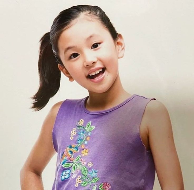 wahfs_'s tweet photo. Book da Giovanna, 2009. Muito bonita desde novinha hahaha https://t.co/92mzfXYQvC