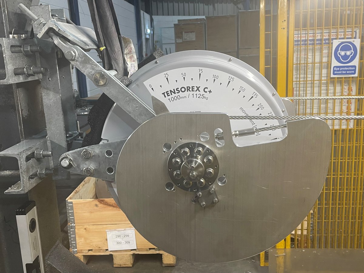 MosdorferRail's tweet photo. 20,000 Tensorex C+ units now fully built and tested in our factory in Sheffield. This one is for use here in the UK, but our factory has also been supplying units to the rest of the world since 2015.
More than 30,000 units are now installed globally. https://t.co/wPyw3Edhiw