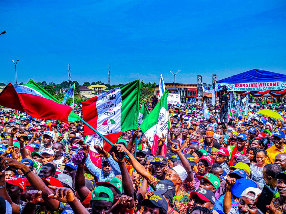 emmyhenshaw7's tweet photo. The people of Oshogbo, we say a very big thank you for being part of the rally. We shall truly recover Nigeria come 2023 by the special grace of God.

As One We Can Truly Get It Done

#Recovery2023
#VoteAtikuOkowa2023 https://t.co/39cCrdAnWB