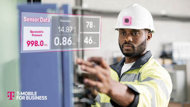 CunninghamBryan's tweet photo. Making your jobsite safer is likely a big concern if you’re in #construction. Check out this #5GHQ article about new technologies that are helping the industry improve safety—with the help of #5G: https://t.co/qcwLWvCAt8 https://t.co/gpVUFeD9UO