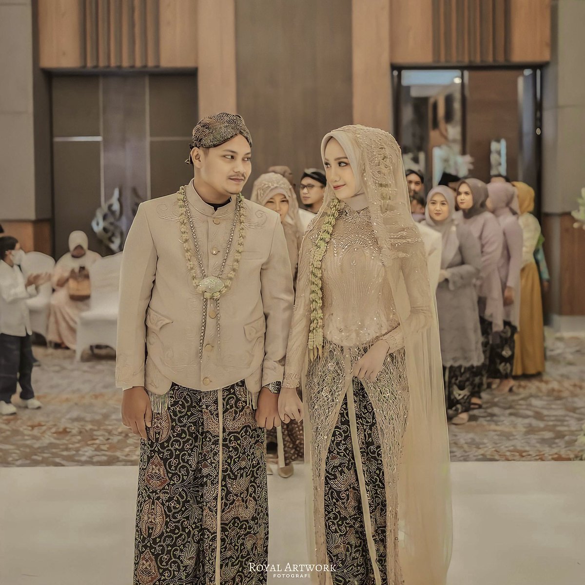 HarperJogja's tweet photo. From the royal Javanese to a glamorous and lavish wedding ceremony, we offers a variety of options for your small gathering, celebration or meeting.
.
📸 by: @royalartworkfotografi
.
#stayatarchipelago #stayatharper #eventsatarchipelago #eventsatharper #harperjogja https://t.co/YPJCEuOf18