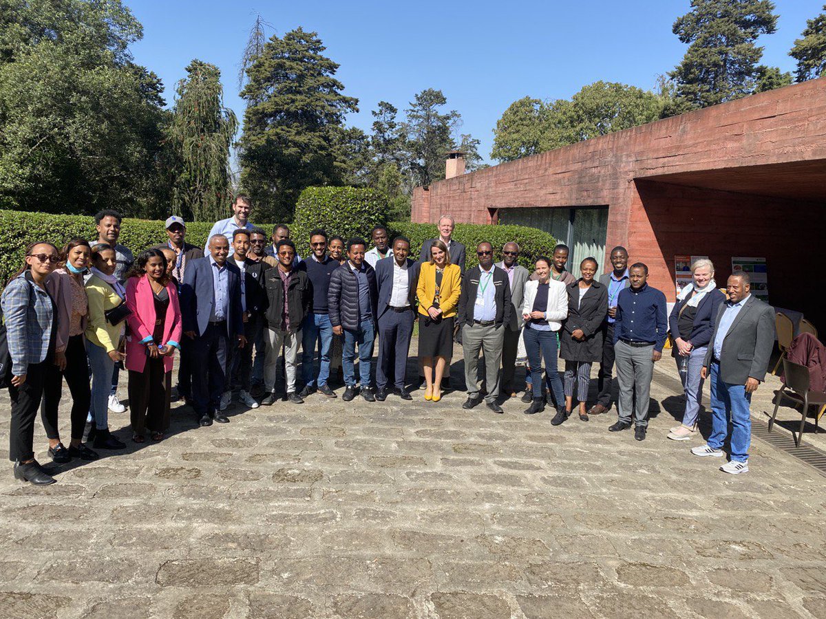 NLinEthiopia's tweet photo. @NLinEthiopia hosted breakfast showcase of visual stories produced in collaboration with @EyeOpenerWorks. @NLinEthiopia through @EyeOpenerWorks capacitated 7 implementing partners in visual story telling. @HenkJanBakker3 https://t.co/qHMfogl4G6