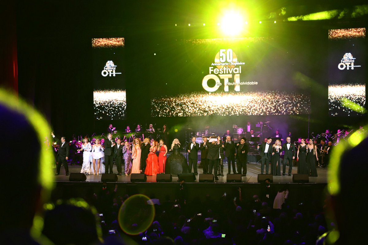 Gracias a todos por hacer una noche #InolvidableOTI 

<a href="/LAURAZAPATAM/">Laura Zapata</a> <a href="/carlos_cuevas/">CARLOS CUEVAS</a> <a href="/ariannademexico/">Arianna de México</a> <a href="/soyimeldamiller/">Imelda Miller</a> <a href="/maria_del_sol/">Maria del Sol</a> <a href="/carlos_cuevas/">CARLOS CUEVAS</a> <a href="/albertoacuervo/">Alberto Ángel Cuervo</a> <a href="/MPintorOficial/">Mario Pintor</a> <a href="/enriqueguzman/">Enrique Guzmán</a> <a href="/CantanteCrystal/">Crystal Cantante</a>