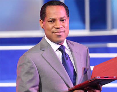 Your_Padi's tweet photo. Celebrating an amazing phenomenal.

A charismatic, loving, anointed and Christ like father.

Happy birthday to Pastor  Chris Oyakhilome

May your labor of love never go unrewarded. https://t.co/lEOlK1Oj9J