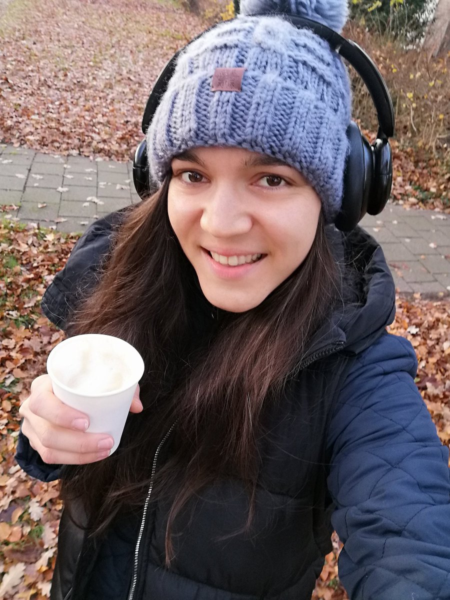 Octophina's tweet photo. I'm officially a citizen of Nuenen!

Things are coming to where they started. Interesting adventures ahead.

#paintopower #womeninnfts #expat #Netherlands #abstractart #mentalhealthawareness #abstractart https://t.co/FtEYZc67mN