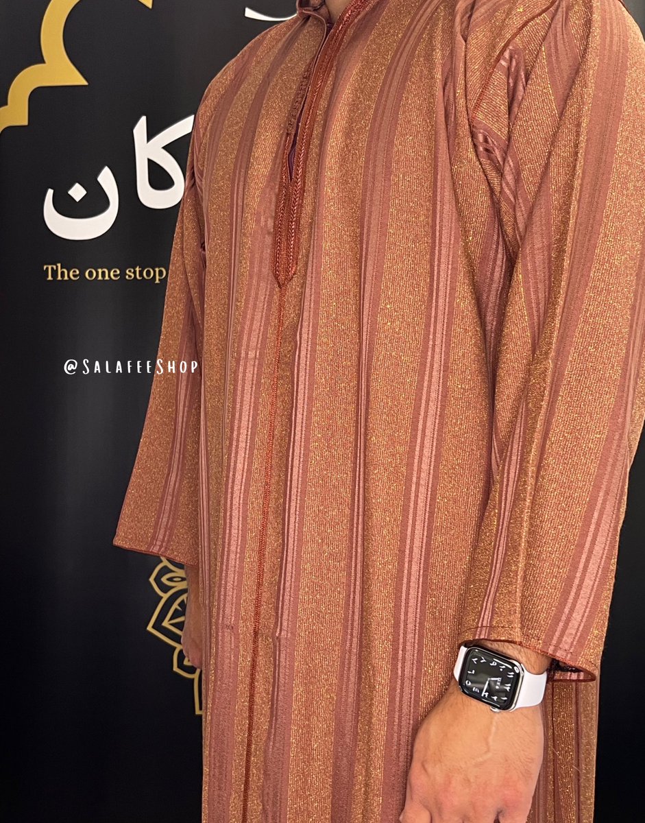 salafeeshop's tweet photo. 𝗠𝗼𝗿𝗼𝗰𝗰𝗮𝗻 𝗪𝗶𝗻𝘁𝗲𝗿 𝗧𝗵𝗼𝗯𝗲 𝗪𝗶𝘁𝗵 𝗛𝗼𝗼𝗱
Colour: Brownish
Sizes Available M/L
DM for info…

#Thobe #Muslim #Islamicclothing #Moroccan #SalafeeShop #Sunnah #Garment #Winter https://t.co/fAyjrJ1Sqo