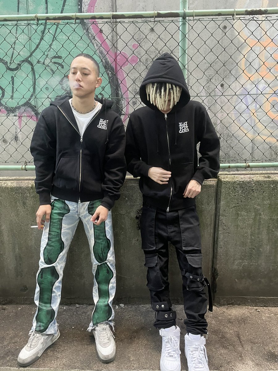 クリスマスが近いと言うことで

IGアカウントフォローとこのツイートを
RTで抽選1名様に
FTPG ZIPUP HOODIE(XXLsize)を
プレゼントしようと思います🎁🎄

締め切りは12/10 夜24時まで

これを機にゲトっちゃってください🤝