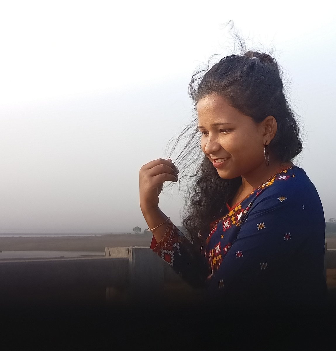 triyabanam's tweet photo. Opportunities do not exist, they have to be made. 🙂🙂🙂 https://t.co/EiJ6upits0