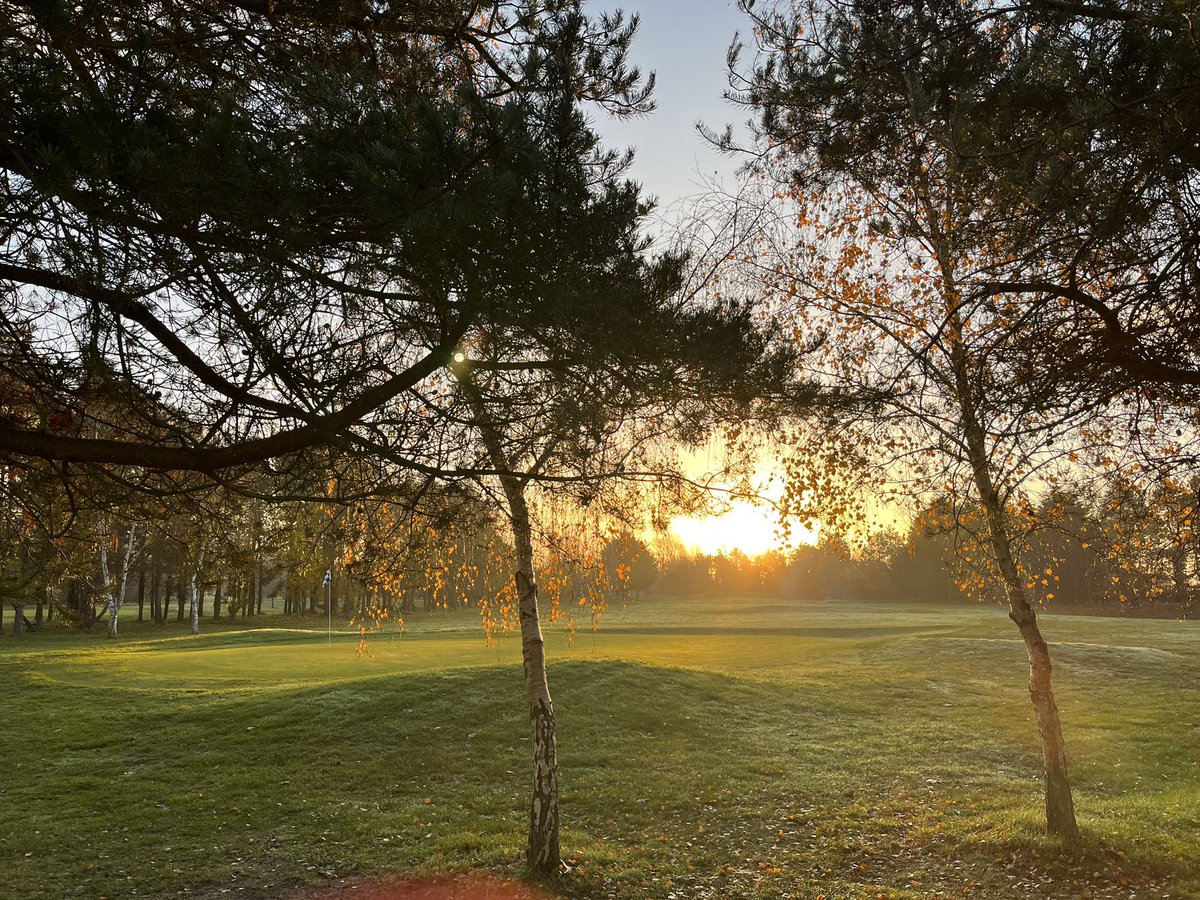 Belter of a morning this morning👌🥶☀️<a href="/RookeryParkGC/">RookeryPark</a>