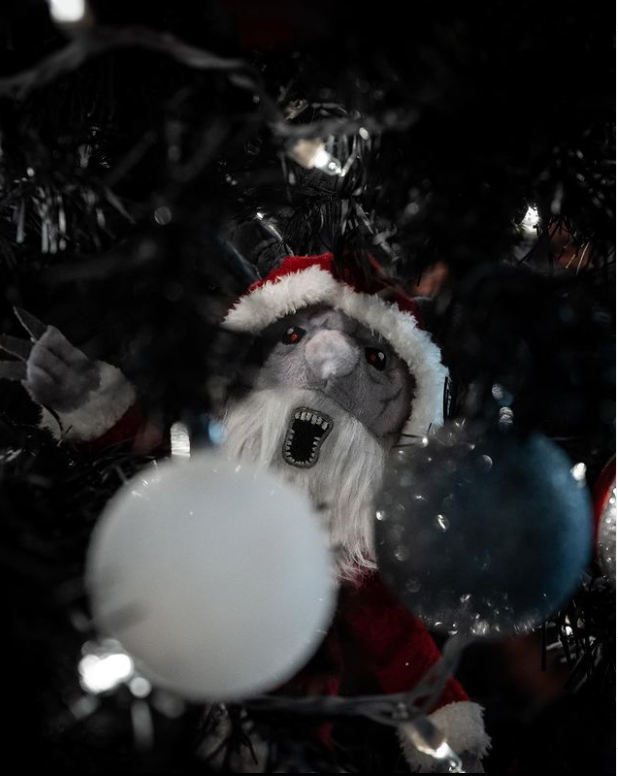Daymiss's tweet photo. Look what we got!:) I found Santa!:)  

#BinanceChristmas https://t.co/x2kSbUkPXb